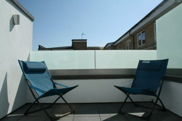 balcony balustrade