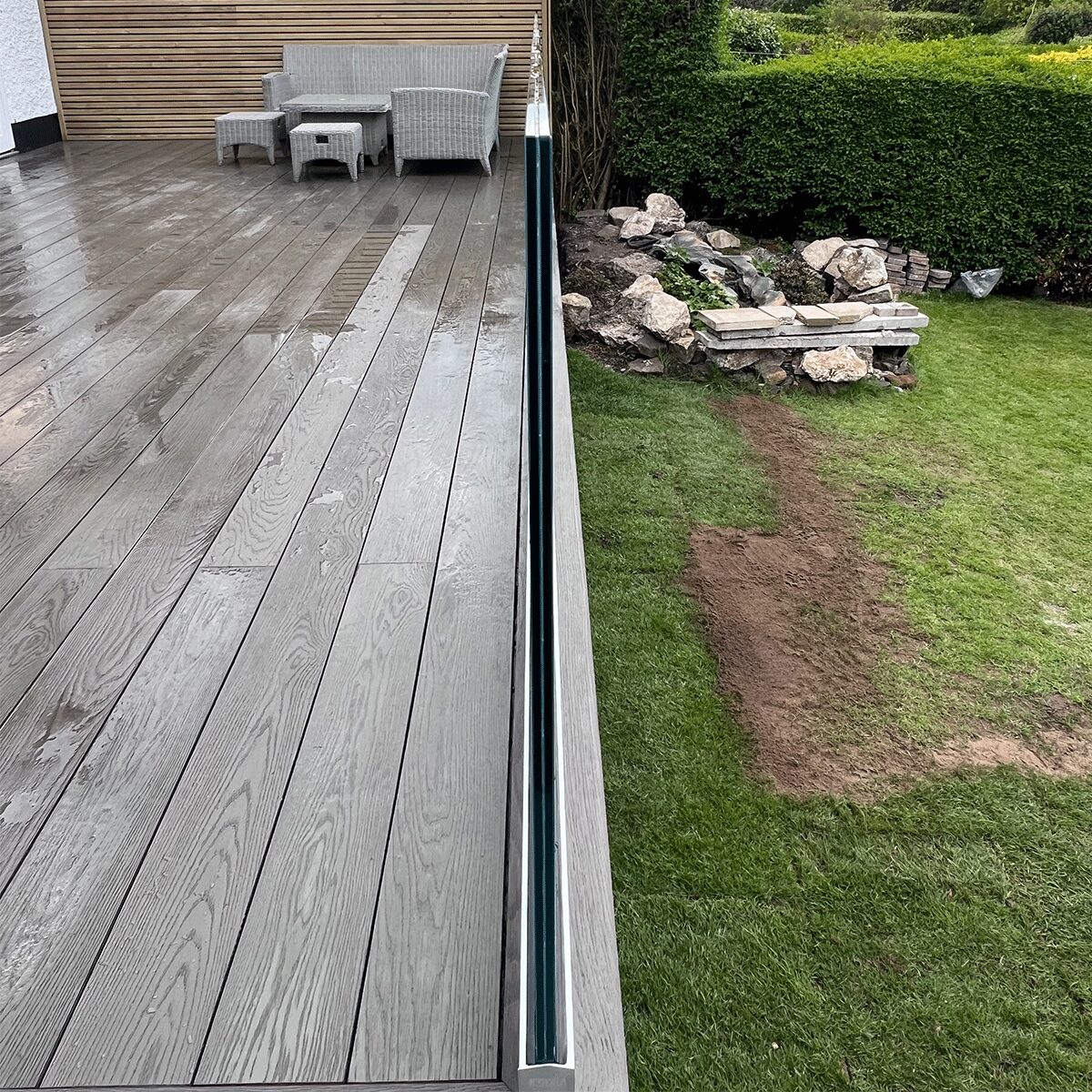3M Glass Balustrade Channel with Wedge Kit and End Caps - Image 12